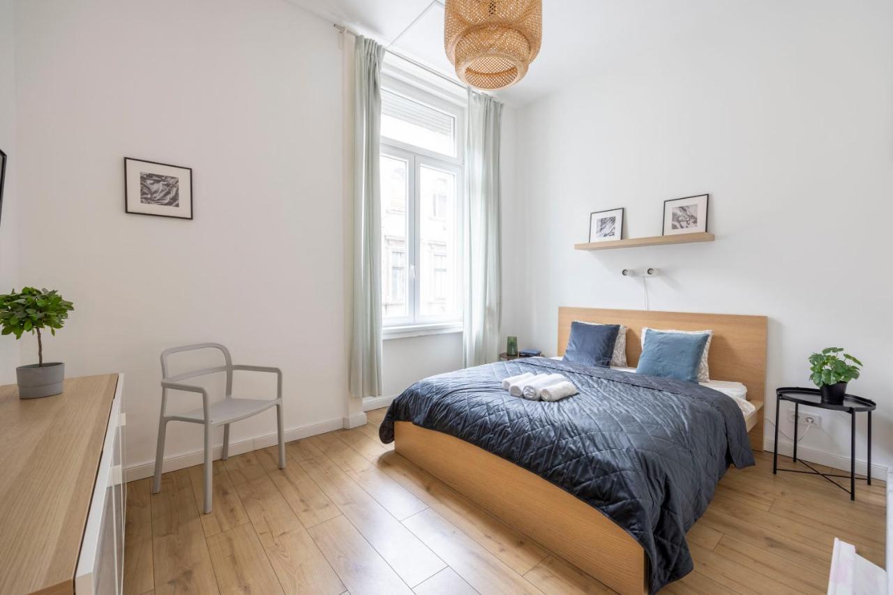 Central Grand Apartment With 5Bedrm 2Bathroom Boedapest Buitenkant foto