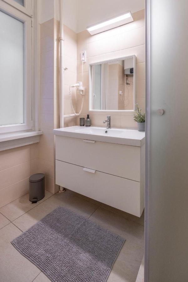Central Grand Apartment With 5Bedrm 2Bathroom Boedapest Buitenkant foto