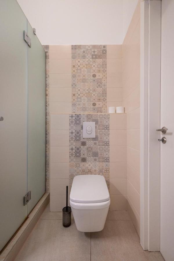 Central Grand Apartment With 5Bedrm 2Bathroom Boedapest Buitenkant foto