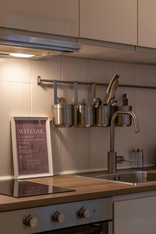 Central Grand Apartment With 5Bedrm 2Bathroom Boedapest Buitenkant foto
