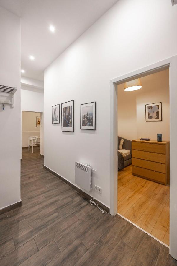 Central Grand Apartment With 5Bedrm 2Bathroom Boedapest Buitenkant foto