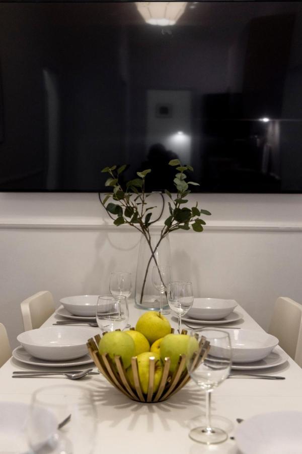 Central Grand Apartment With 5Bedrm 2Bathroom Boedapest Buitenkant foto